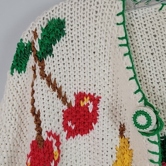The Eagle's Eye vintage handkint fruit banana strawberry watermelon cardigan - Picture 7 of 11